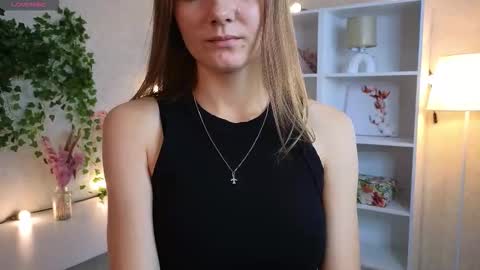 Snapshot of vernitashinsky chatting on 09/21/25, 01:07 Olivia online show from 09/21/25, 01:07