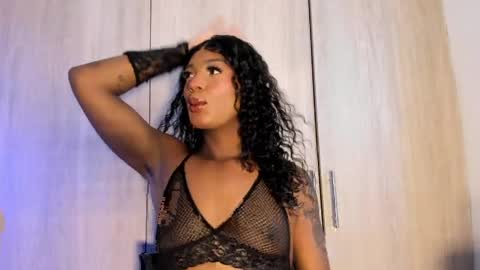 Snapshot of vero_lodgee chatting on 05/07/26, 12:16 veronica lodge online show from 05/07/26, 12:16