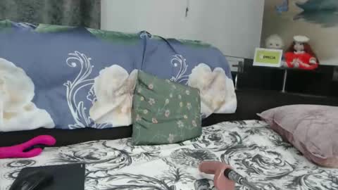 Snapshot of vero_nika8 chatting on 10/06/25, 01:03 Veronika online show from 10/06/25, 01:03