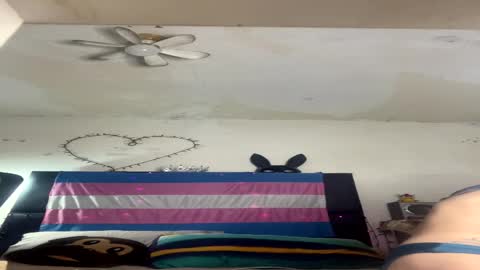 Snapshot of veroalva chatting on 05/24/26, 03:11 Vero Alva online show from 05/24/26, 03:11