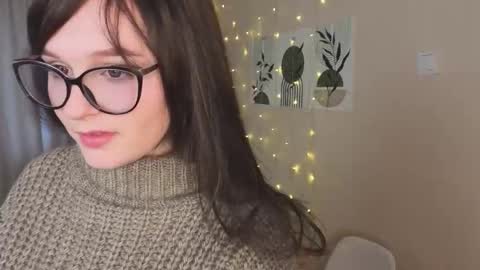 Veronica online show from 11/02/25, 11:23