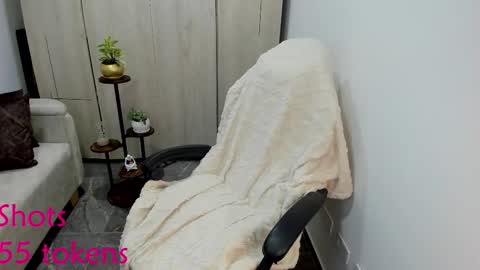 Catalina online show from 10/30/25, 02:46