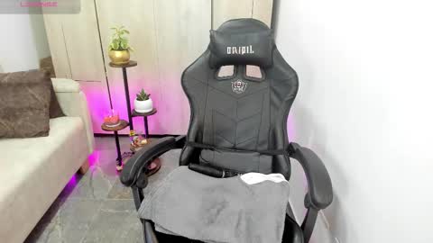 Catalina online show from 01/17/26, 12:37