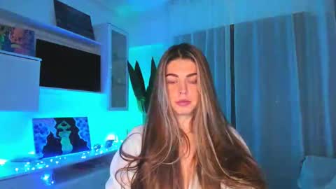 Lolitalolz online show from 01/13/25, 08:15