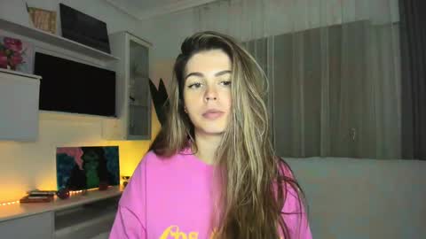 Lolitalolz online show from 01/26/25, 02:03