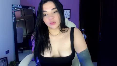 veronica_118 online show from 12/16/24, 11:12