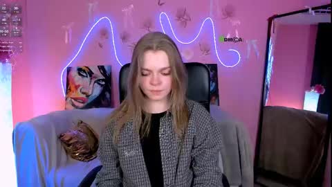 Ronni online show from 05/05/26, 07:33
