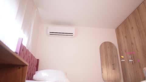 Veronica online show from 03/03/26, 02:56