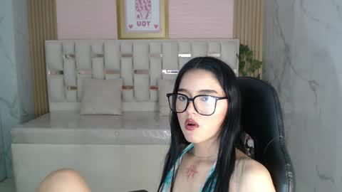 veronicaa_s online show from 03/25/26, 08:37