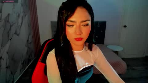 Snapshot of veronicablakee_ chatting on 11/29/25, 04:15 veronicablakee online show from 11/29/25, 04:15