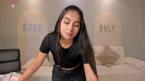 Vero  online show from 11/28/25, 08:39