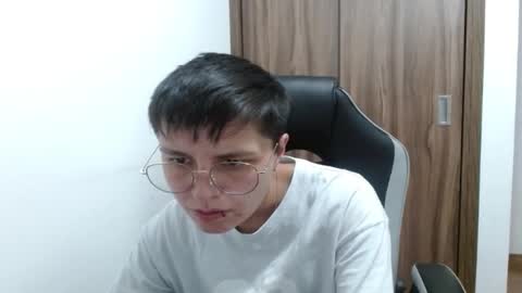 Snapshot of veronicaelite16 chatting on 01/15/25, 01:34 Veronica Clark online show from 01/15/25, 01:34