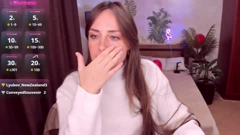 Veronica online show from 02/17/25, 12:38