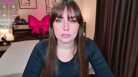 Veronica online show from 03/25/26, 10:21