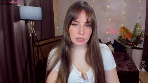 Snapshot of veronicafreman chatting on 04/30/26, 05:03 Veronica online show from 04/30/26, 05:03