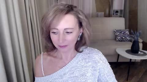 Snapshot of veronicagilbert chatting on 01/16/25, 04:49 Helen online show from 01/16/25, 04:49