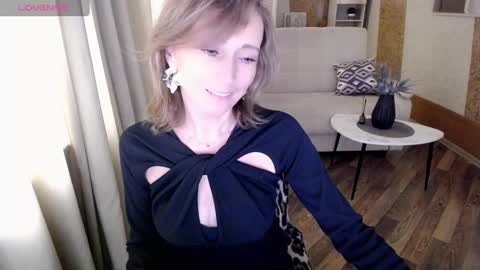 Snapshot of veronicagilbert chatting on 01/19/25, 08:39 Helen online show from 01/19/25, 08:39