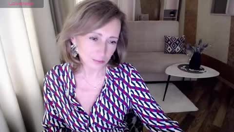 Snapshot of veronicagilbert chatting on 01/31/25, 07:39 Helen online show from 01/31/25, 07:39