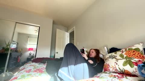 Veronica Lake online show from 10/23/25, 08:29