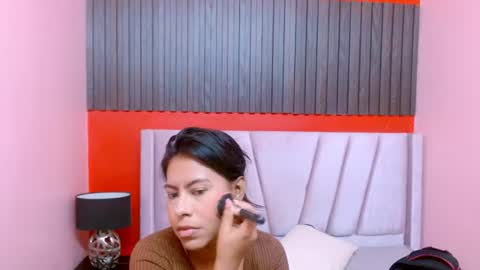 Veronica Robles online show from 06/12/26, 07:02