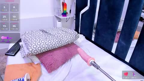 Veronica online show from 02/17/25, 02:59