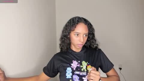 Veronica online show from 12/04/25, 04:55