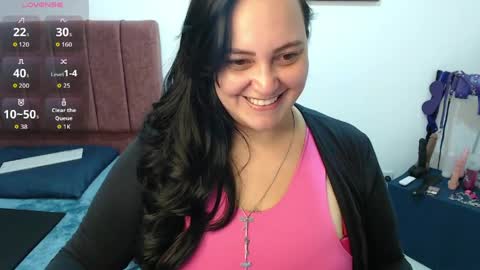 Snapshot of veroniicabbw_ chatting on 05/06/26, 12:10 veroniicabbw_ online show from 05/06/26, 12:10