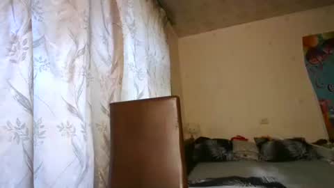 veronika_xi online show from 09/10/25, 07:08