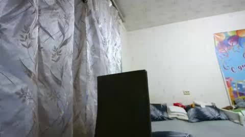 veronika_xi online show from 11/18/25, 08:08