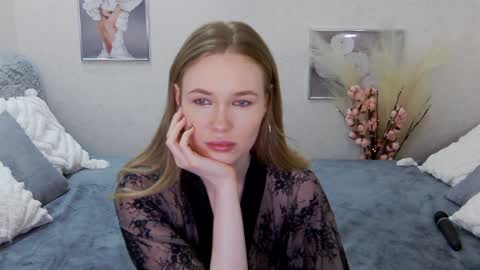 Snapshot of veronikamitchel chatting on 02/03/25, 11:36 Veronika online show from 02/03/25, 11:36