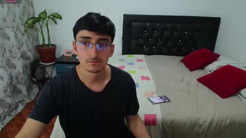 versatileguuy online show from 09/21/25, 02:46