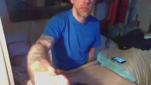 Snapshot of versatilexswede chatting on 04/10/26, 01:33 John online show from 04/10/26, 01:33