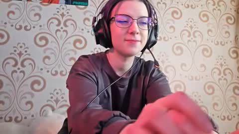 versieskains online show from 03/24/26, 09:03