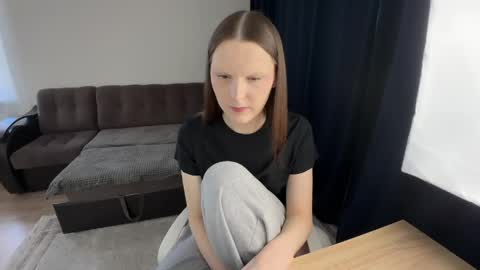 Snapshot of vertuliana chatting on 04/20/26, 12:30 Karina followed me bb online show from 04/20/26, 12:30