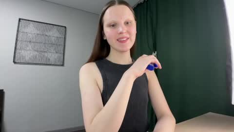 Snapshot of vertuliana chatting on 05/17/26, 10:17 Karina followed me bb online show from 05/17/26, 10:17