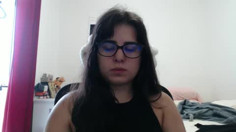 Snapshot of veruca99 chatting on 02/26/26, 12:37 veruca99 online show from 02/26/26, 12:37