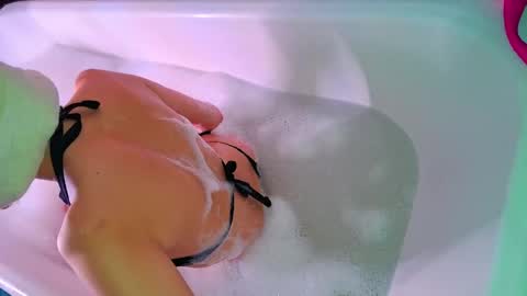 very_satrange_things online show from 04/19/26, 04:12