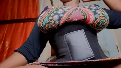 verygoodbadgirl_ebony online show from 03/06/26, 12:56