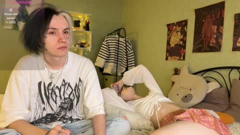 veryraretwins online show from 10/01/25, 08:26