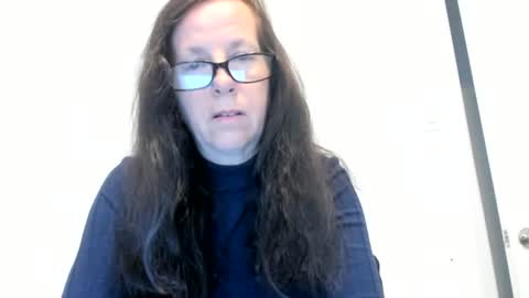 Snapshot of verysassypeachgoddess chatting on 06/22/26, 12:35 verysassypeachgoddess online show from 06/22/26, 12:35