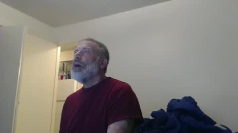 hairy man online show from 02/04/25, 12:51