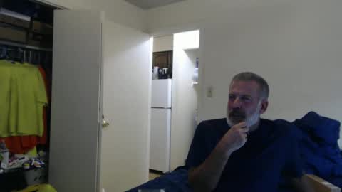 hairy man online show from 09/08/25, 11:59