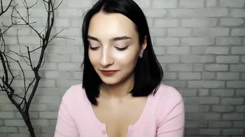 Ana online show from 01/25/25, 01:19