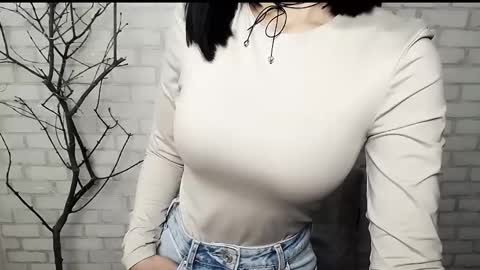 Ana online show from 02/11/25, 11:32