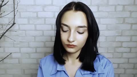 Ana online show from 02/27/25, 05:15