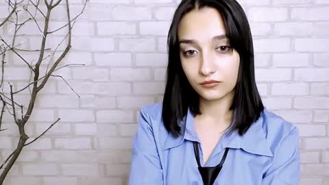 Ana online show from 03/08/25, 05:43