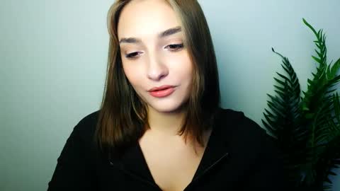 Ana online show from 12/02/25, 06:19