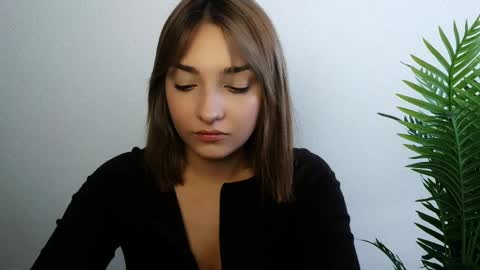 Ana online show from 05/13/26, 01:30
