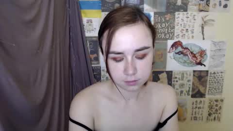 veryveryvery_shy online show from 11/14/25, 06:23