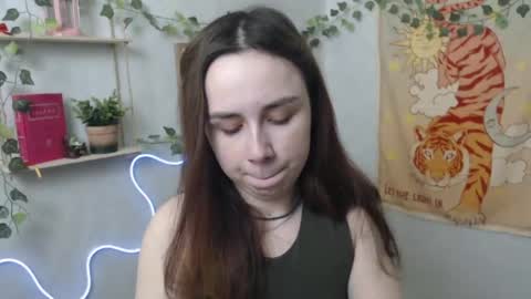 veryveryvery_shy online show from 04/13/26, 05:24